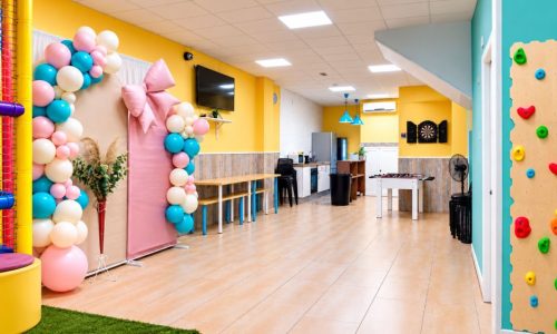 alquilar local de cumpleaños en Fuenlabrada Palmas Palmitas
